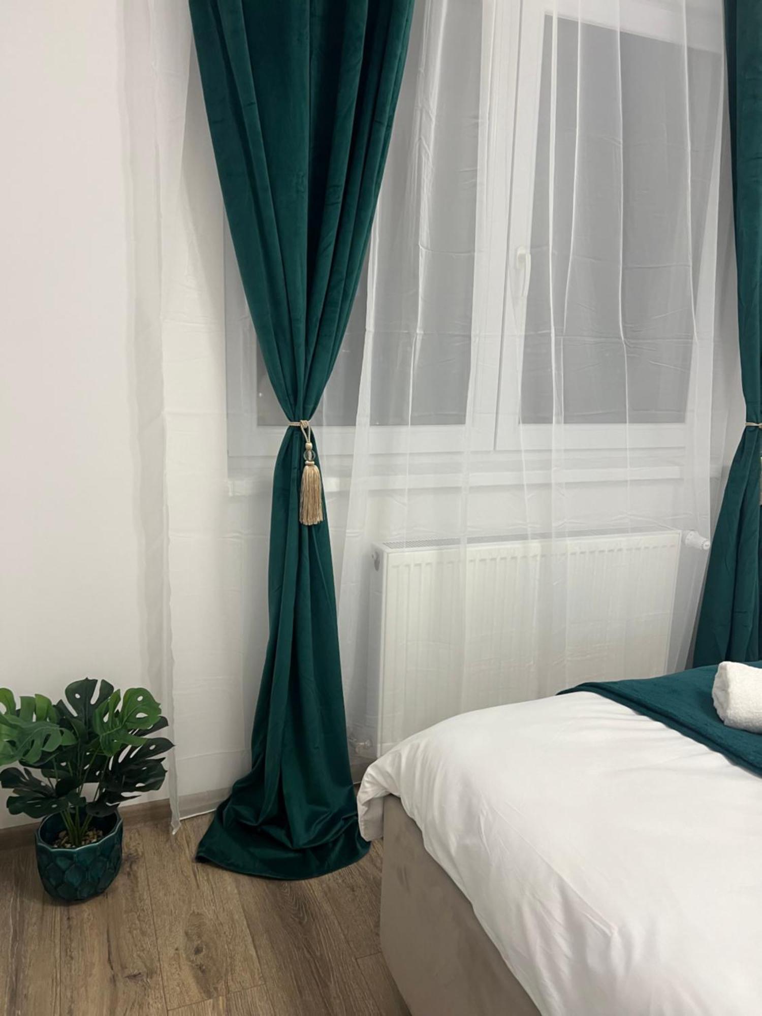Apartment Emerald