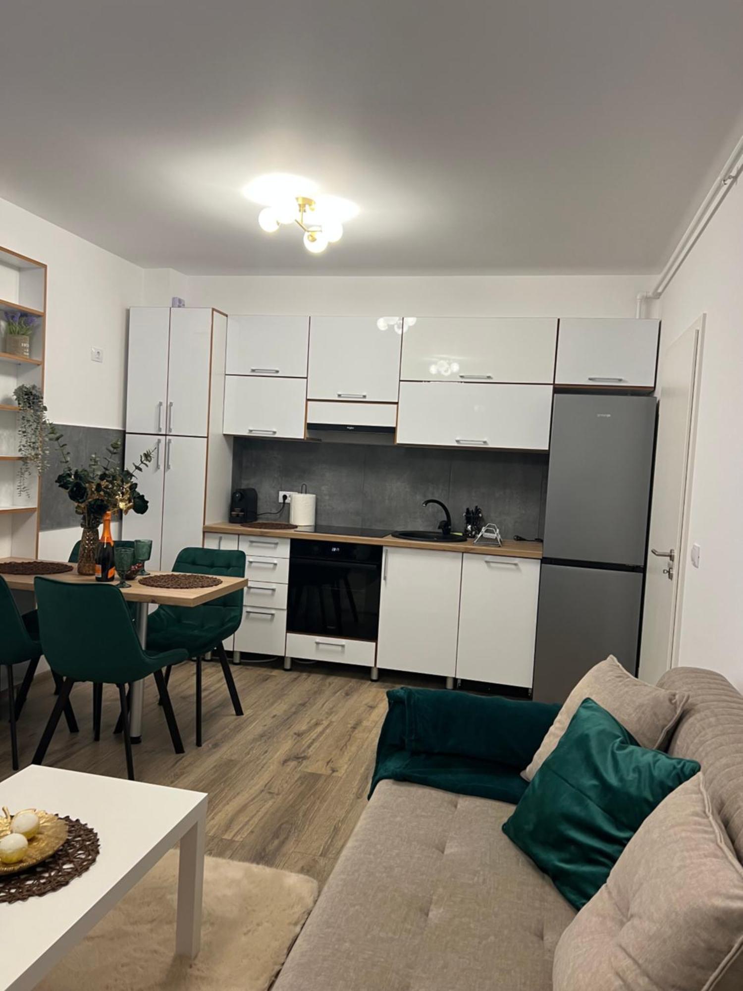 Apartment Emerald Brasov